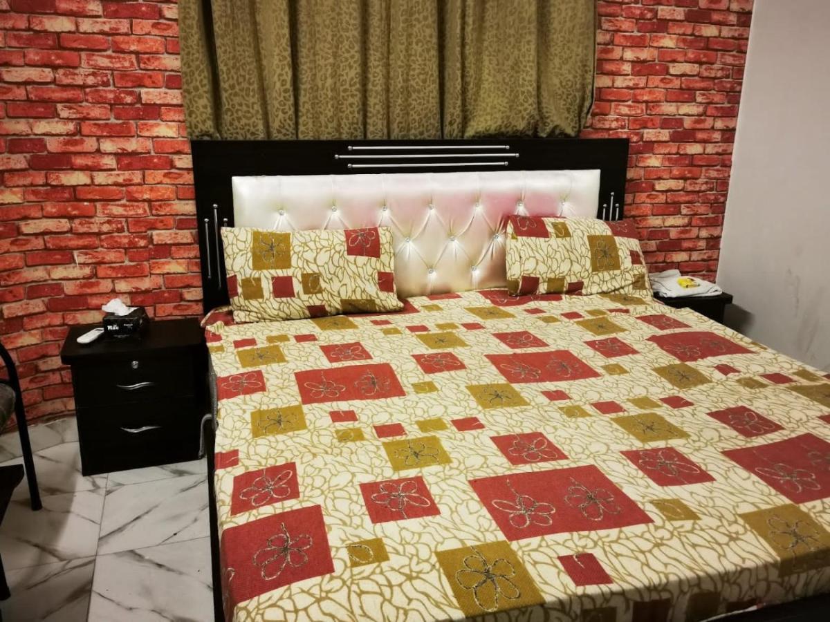Gulshan Guest House Karachi Exterior photo